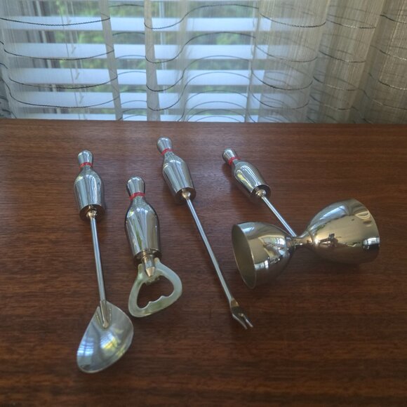 Bowling Pins Bar Tools Set of 4, Vintage Chrome Finish Metal Cocktails Utensils - Picture 1 of 5